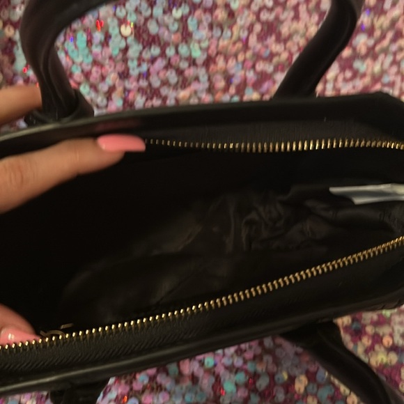 Michael Kors Black and Tan Tiger Print Women's Bag - Picture 5 of 8